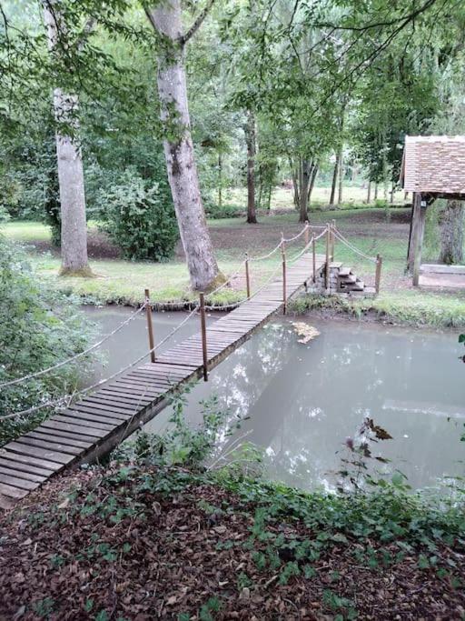 Maison De Village En Bord De Riviere Narcy Exterior foto
